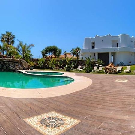 Apartamentos Turisticos Bahia De Trafalgar Саора Экстерьер фото