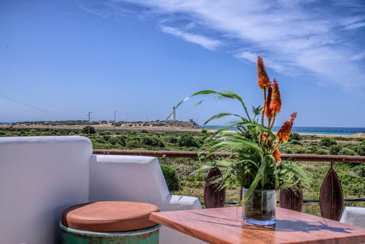 Apartamentos Turisticos Bahia De Trafalgar Саора Экстерьер фото
